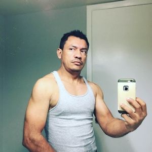 Meet your Posher, Leonel